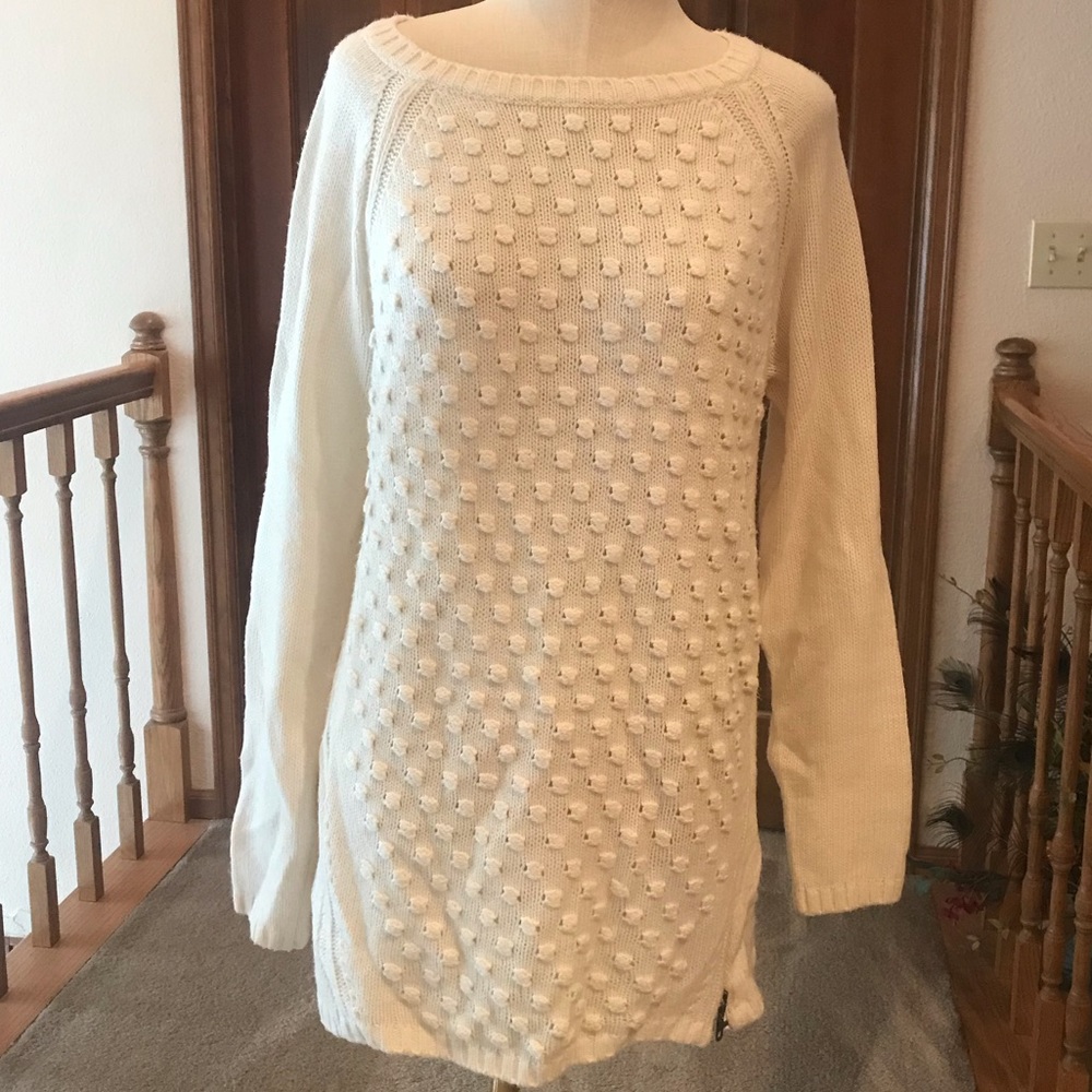 Valette | Winter White Long Sweater | Medium